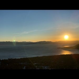 Meet your Posher, Tri